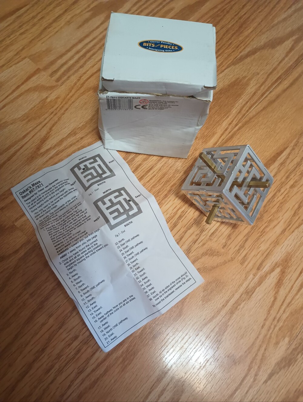 Original Oskar's Maze Cube Brain Teaser Puzzle W/Instructions
